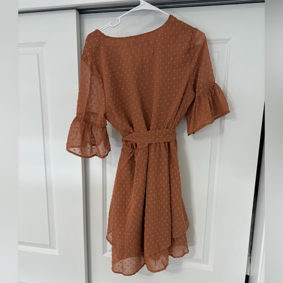 Dress - Picture 3 of 4